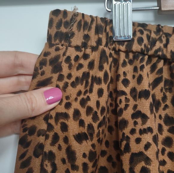 COPY - Long Cheetah/Leopard Print Maxi Skirt - Picture 5 of 5